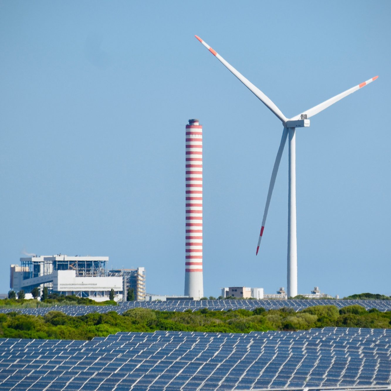 Energie & Versorgung – NIS-2 und KRITIS Security Windkraftanlage und Solaranlage – IT/OT-Security für Energie und KRITIS-Betreiber